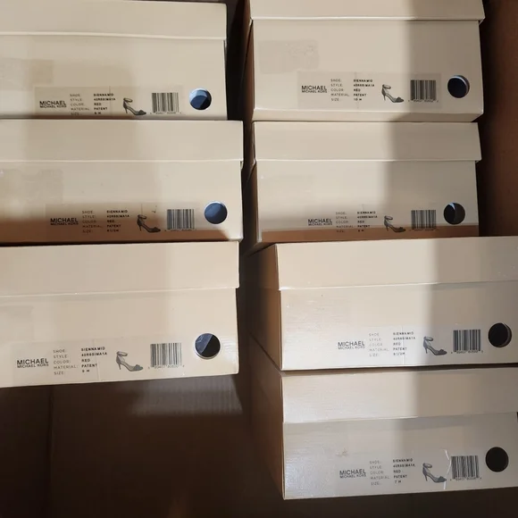 Michael kors Sienna mid pump Patent leather Color Red - Picture 7 of 7